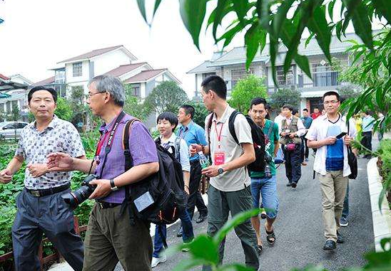 [陇文化]办公室生存之书:苹果女和饼干女